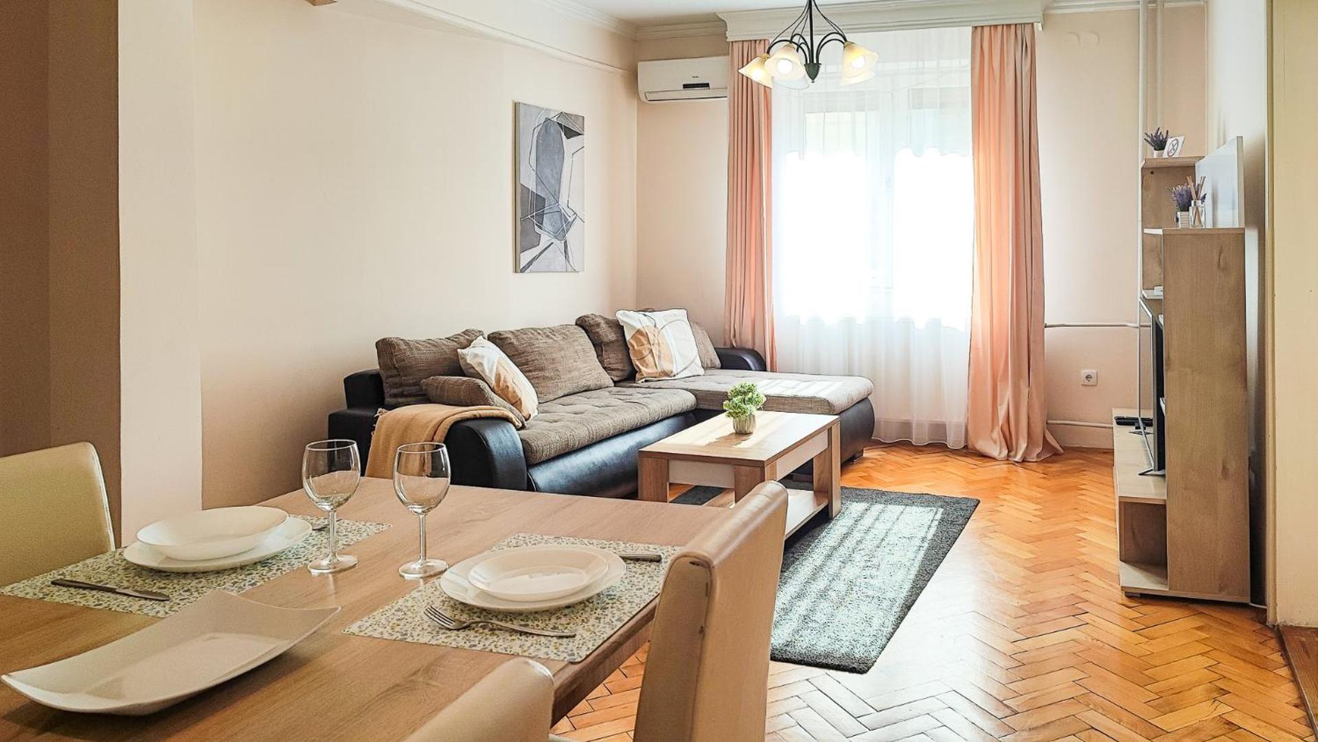 נובי סאד Filinhome Jaksica Suite מראה חיצוני תמונה