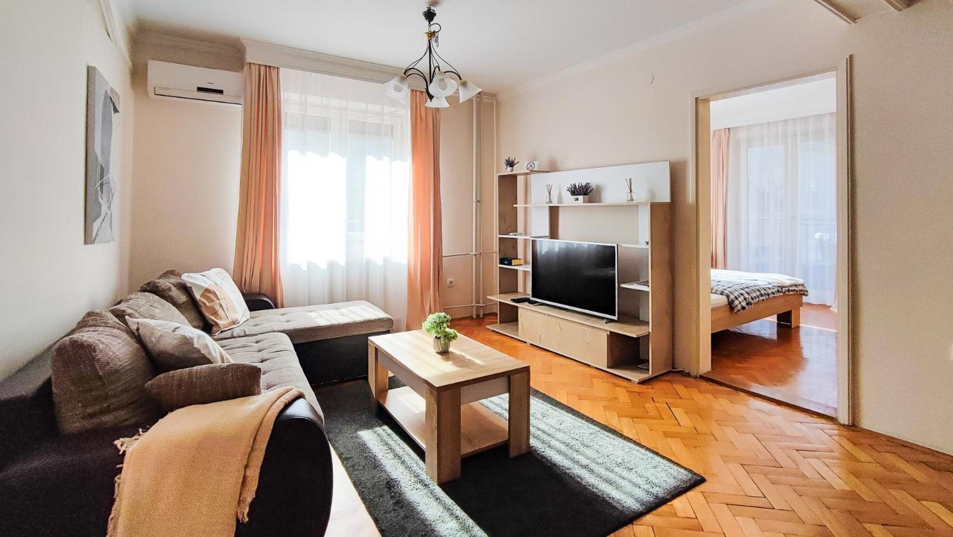 נובי סאד Filinhome Jaksica Suite מראה חיצוני תמונה